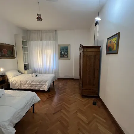 Icaro 1 Apartament *